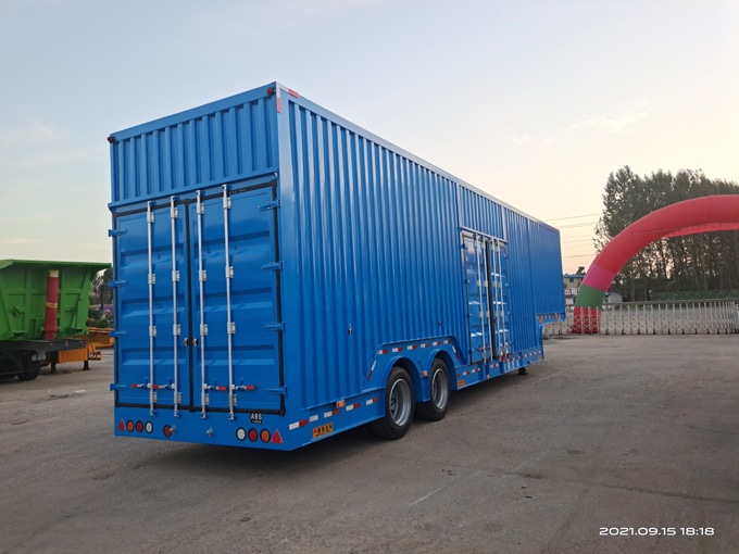 van semi-trailer